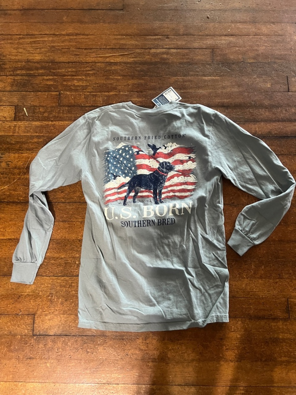 NWT M’s Southern Fried Cotton Gray Long Sleeve Tee